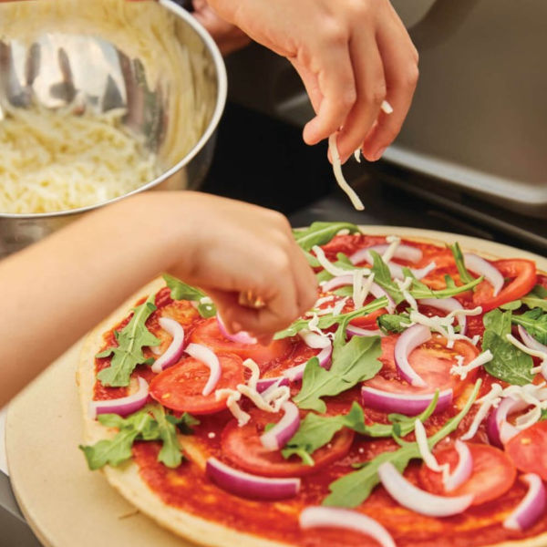 cuisinier pizza végétarienne barbecue